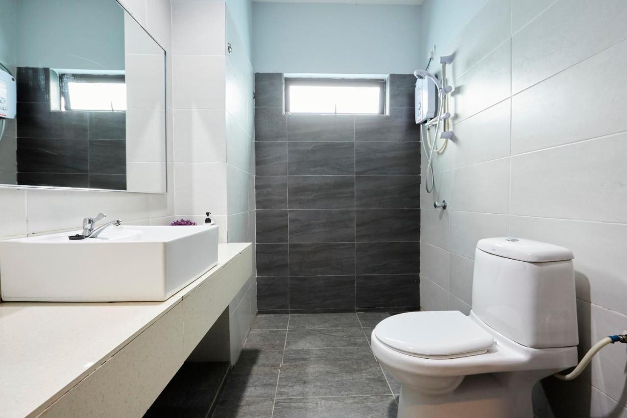 קואנטאן D' Qamar Guesthouse מראה חיצוני תמונה